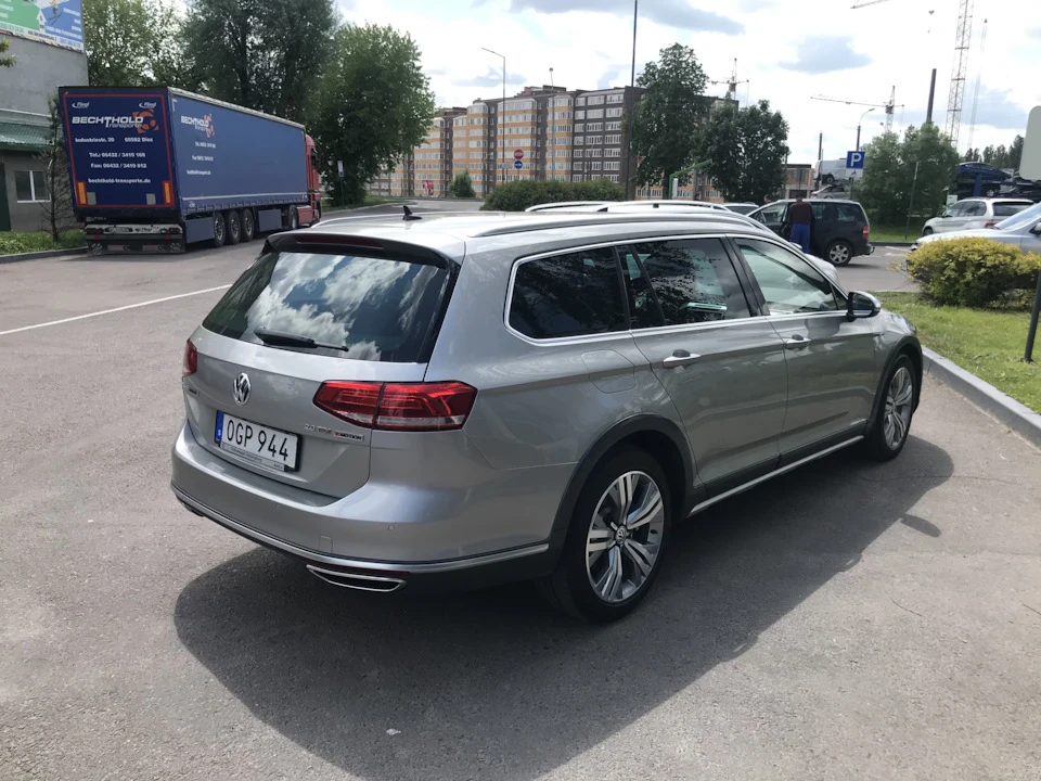 Тест Alltrack B8