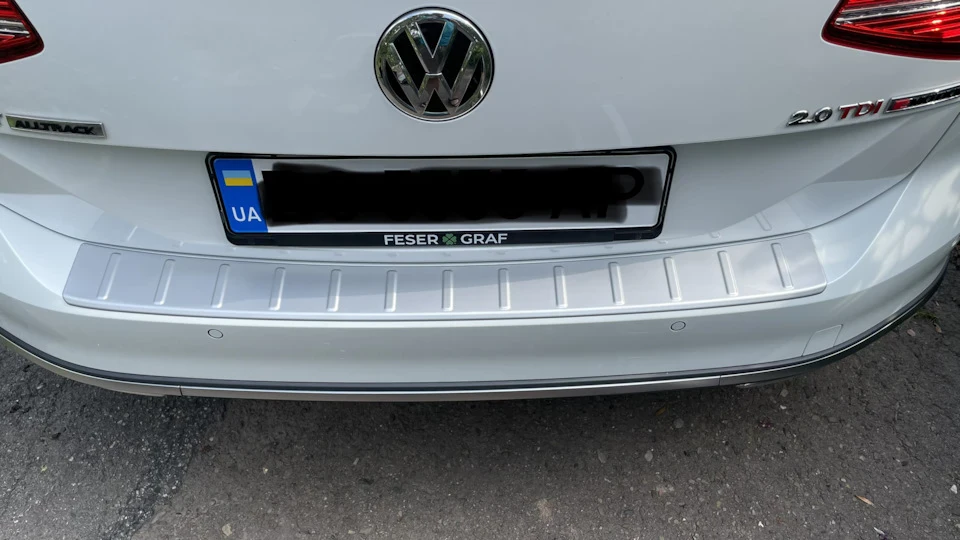 Накладка на задній бампер 3G9061195