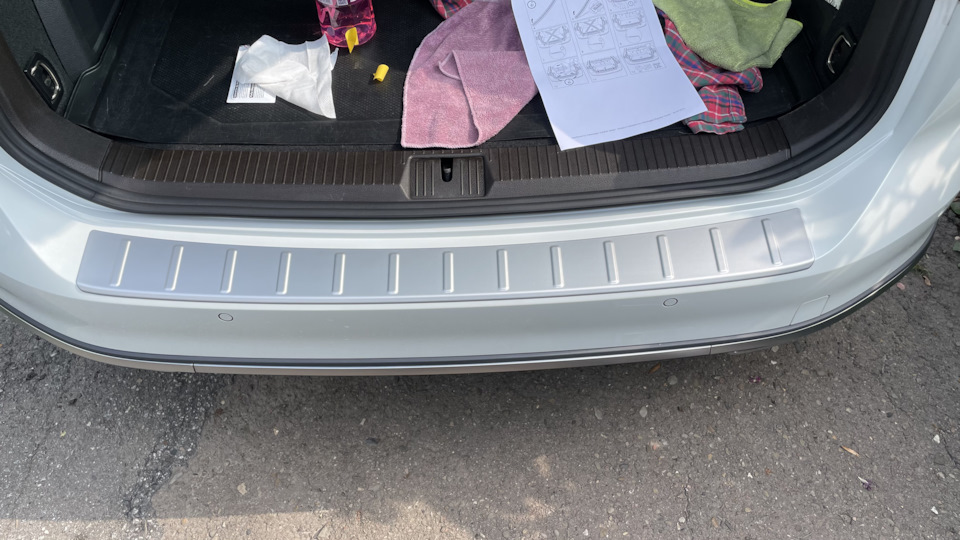 Накладка на задній бампер 3G9061195 2