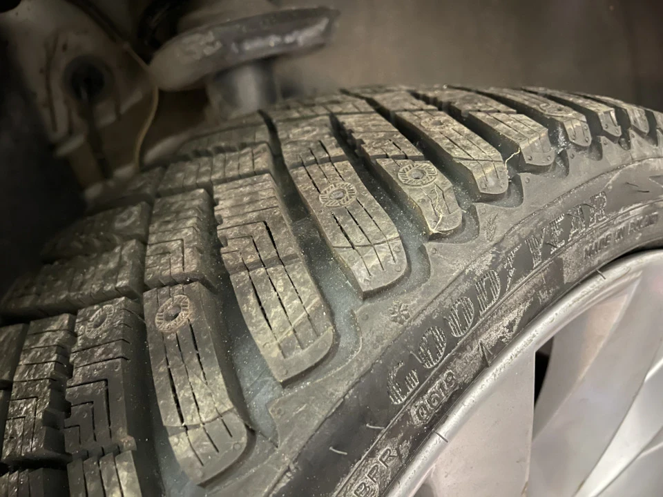 Нова гума GoodYear UltraGrip Ice