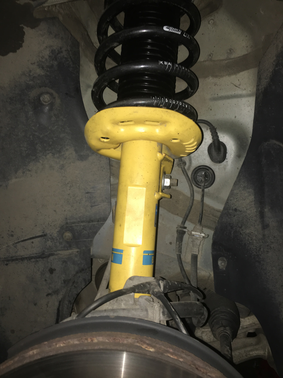 установка підвіски Bilstein B12 Pro-Kit + диски Calera R19 від Audi 4