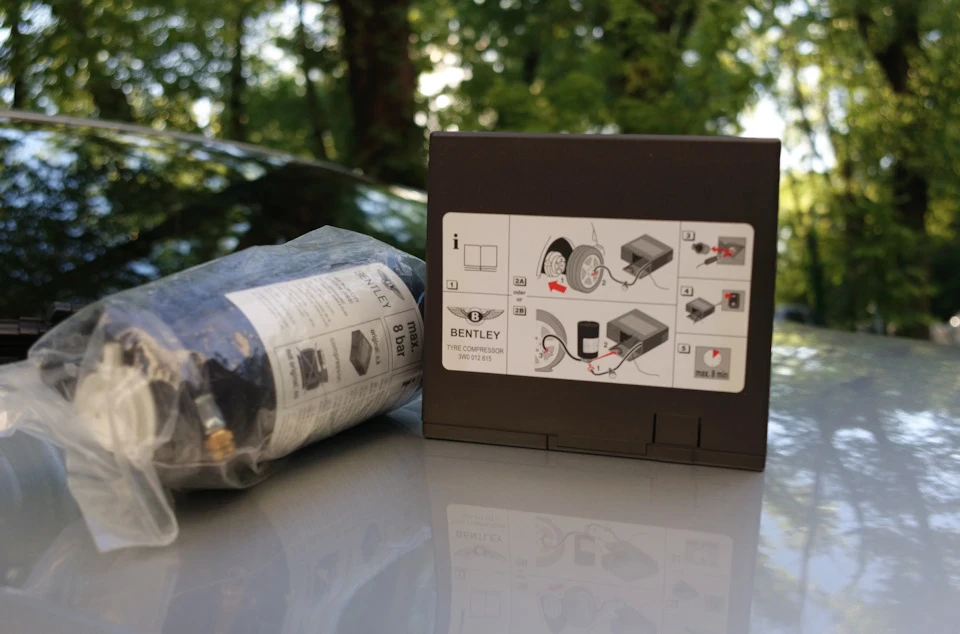 8. Компресор для коліс від BENTLEY + герметик