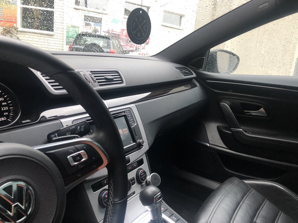 Новий декор Ebony у мій Passat 5