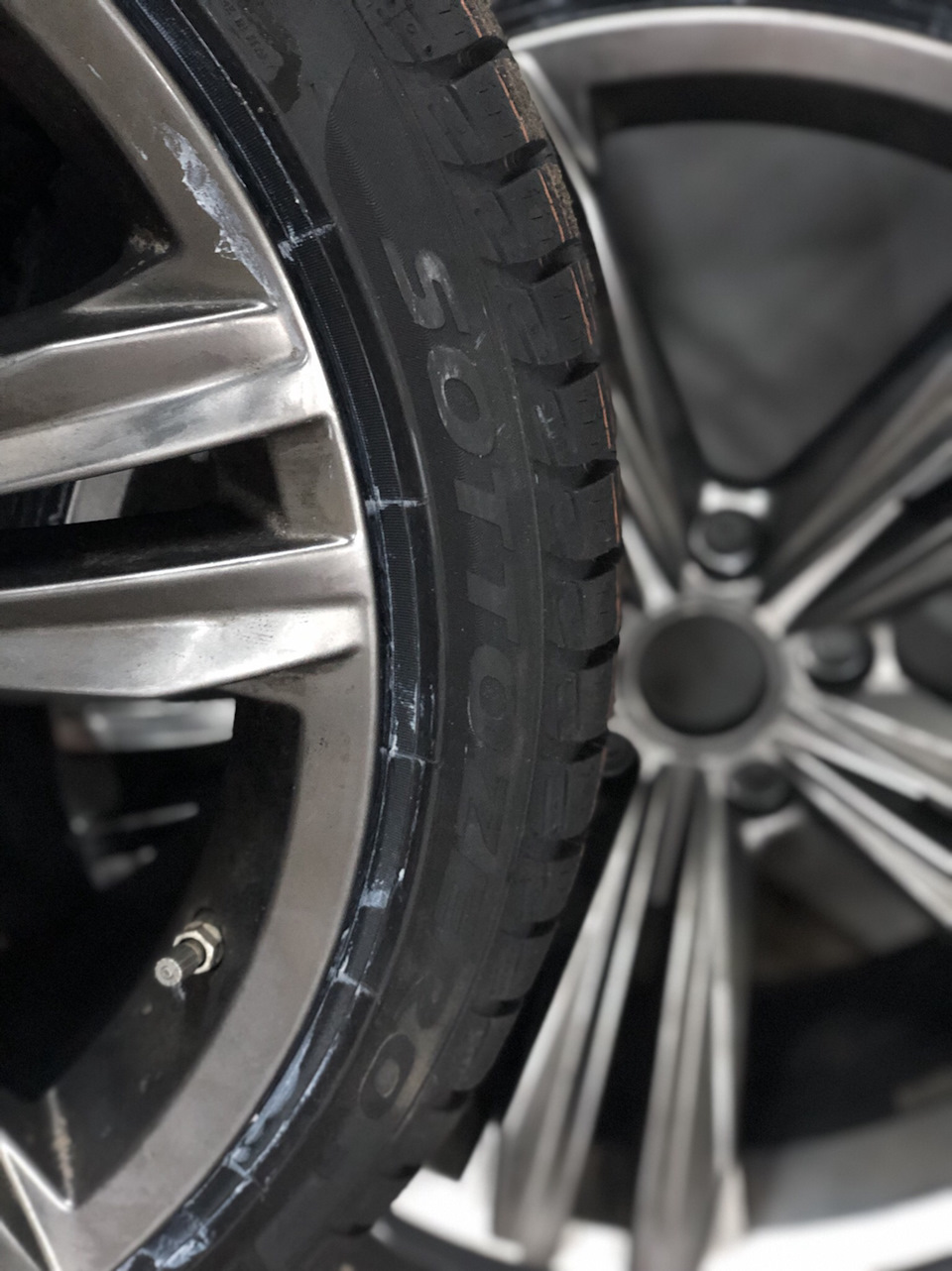 Переобуваємось на зиму pirelli sottozero 3 3