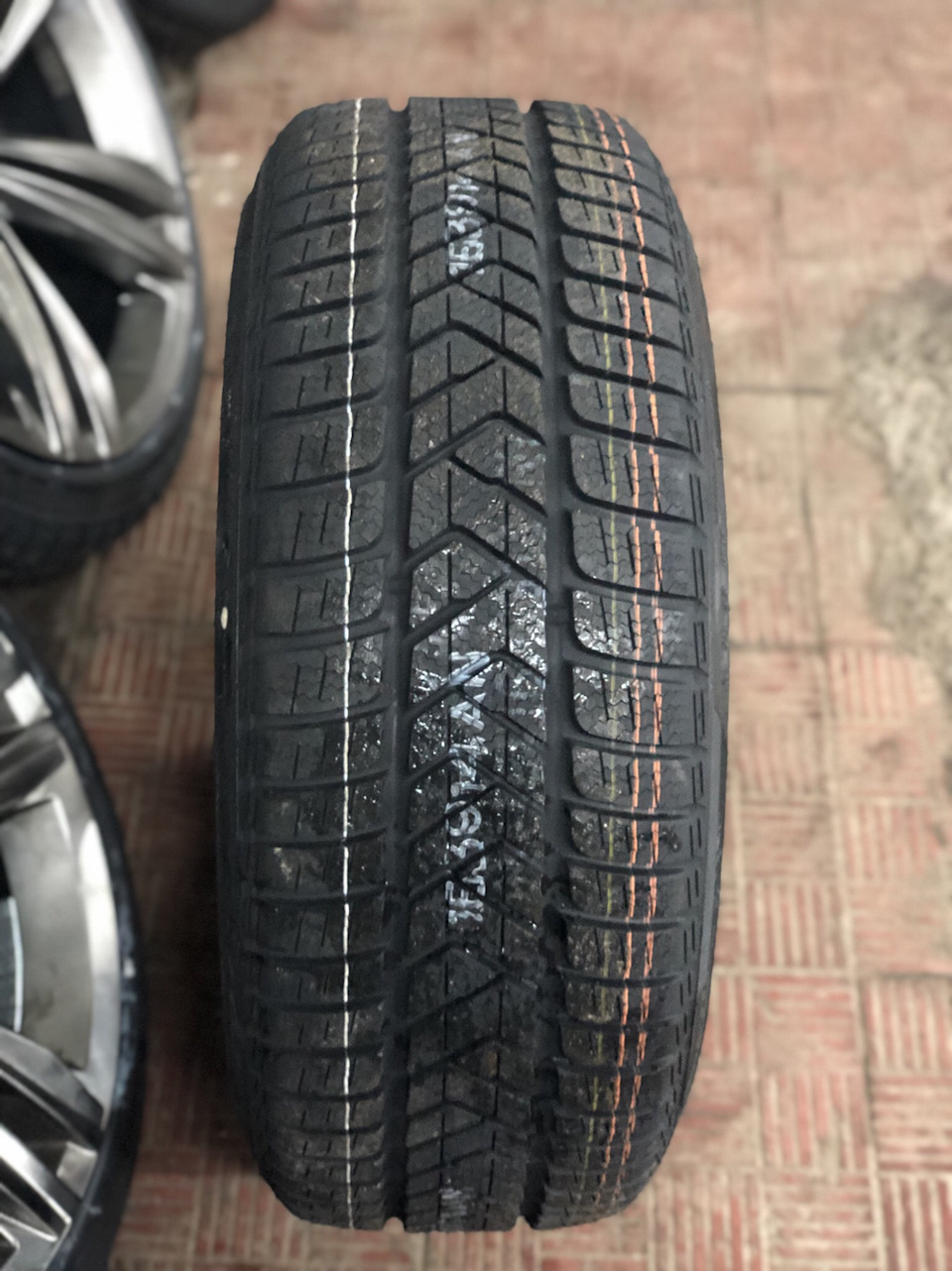 Переобуваємось на зиму pirelli sottozero 3 2