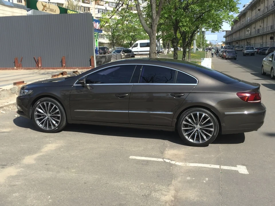 235 40 R19 Pirelli Cinturato P7 вирішив міняти!