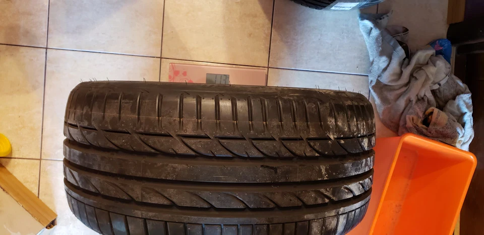Bridgestone potenza s001 245/35/19
