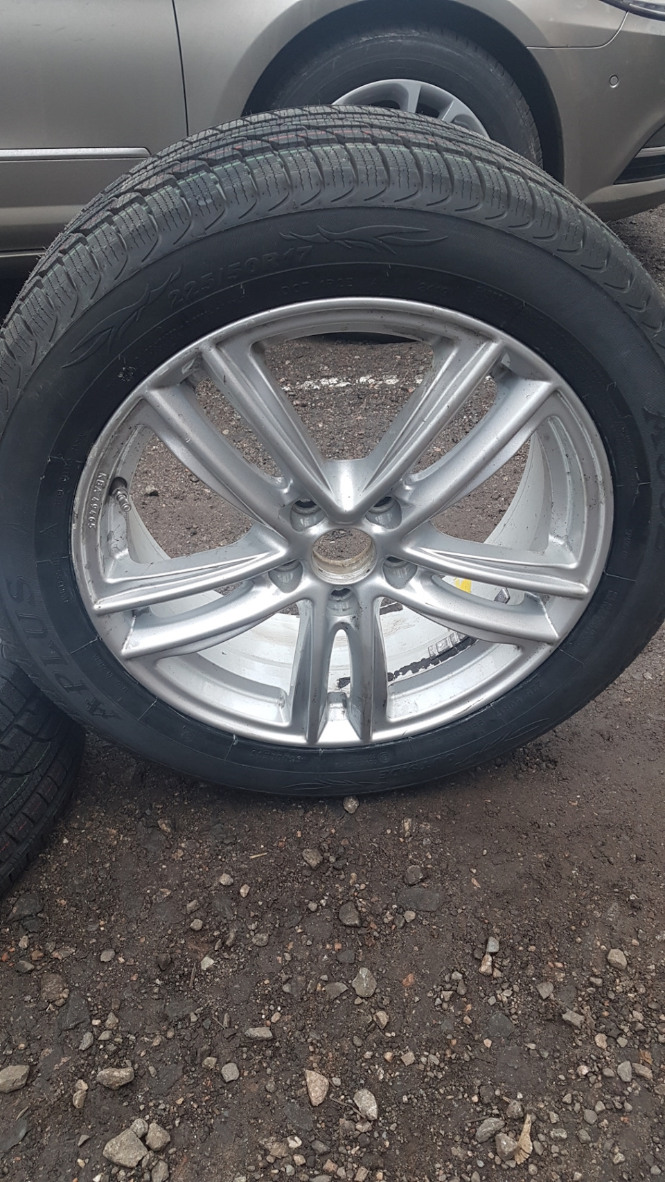 Китайські шини Aplus A502 3