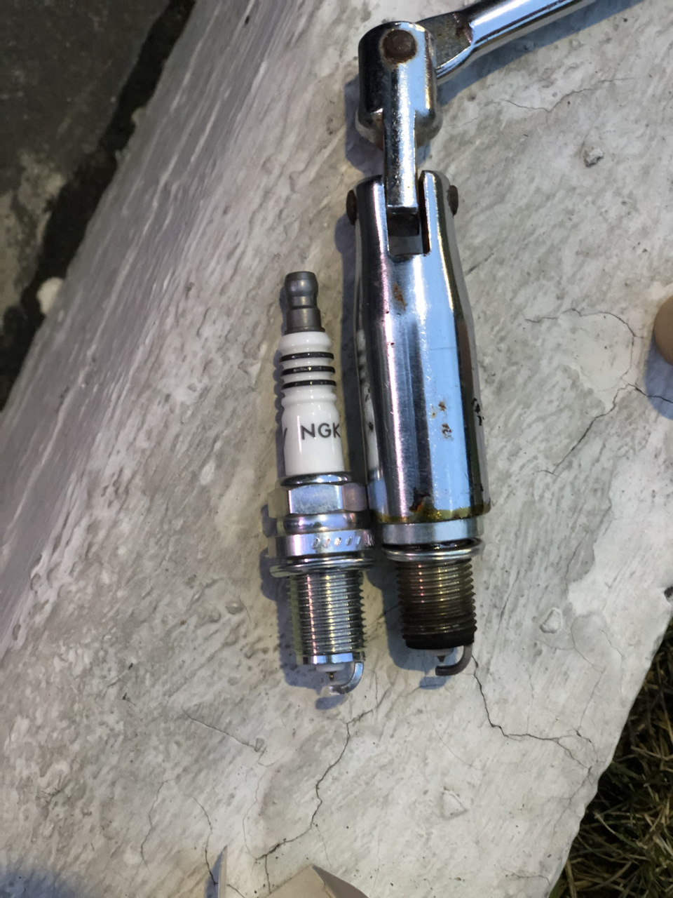 Іридієві свічки NGK BKR7EIX2667 та Котушки 5