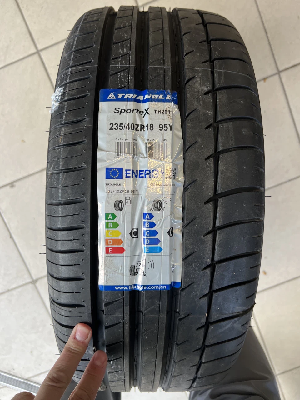 Купив гуму 235/40 R18