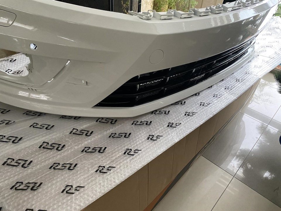 Бампер Rline 2