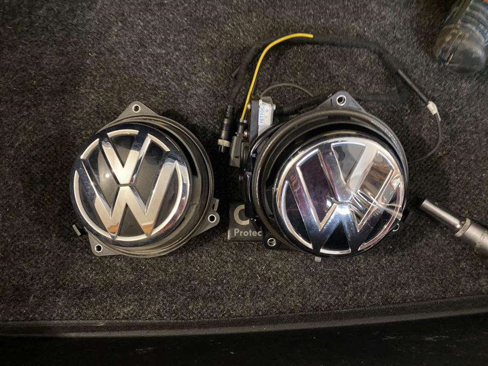 Камера в лого vw 5
