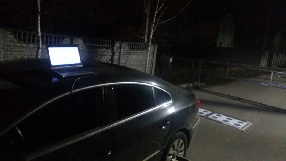 Встановлення камери заднього виду з блоком траєкторії Discover Media PQ46 2