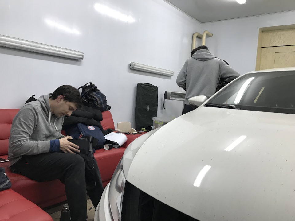 Black Edition (решітка) + shadow line + плівка в салон 4