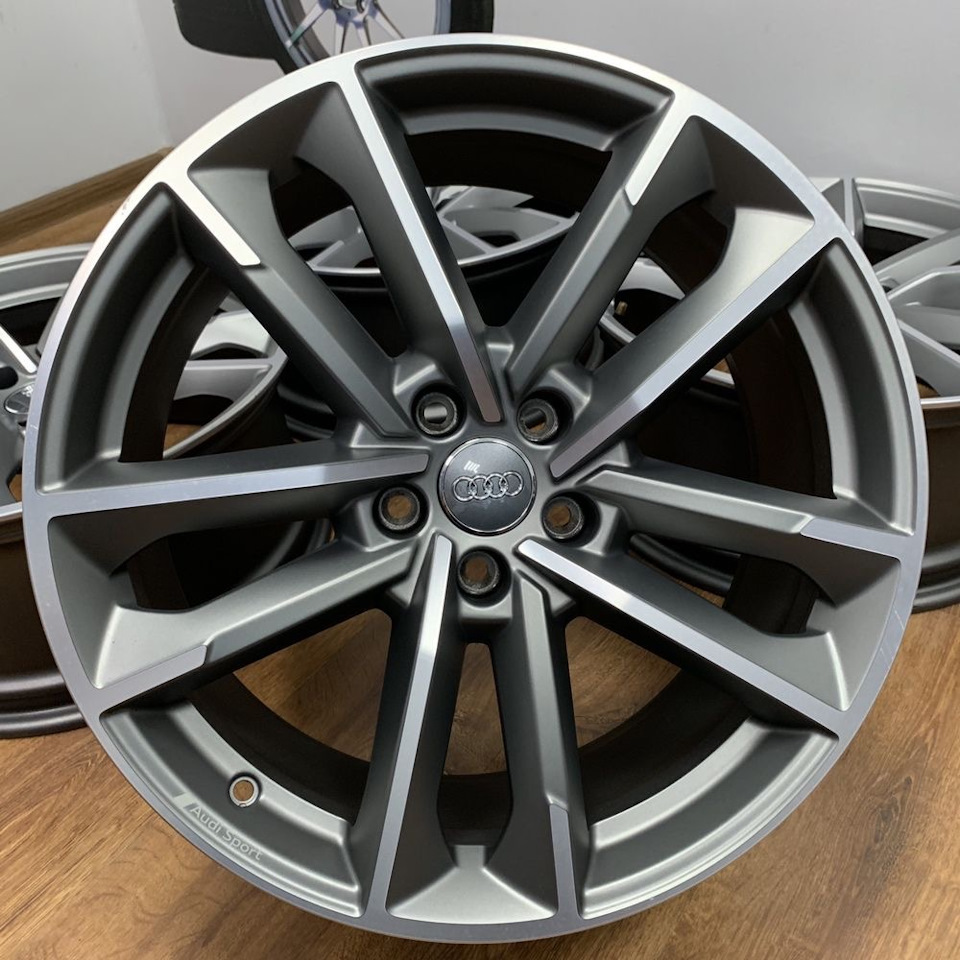 New Audi Sport Wheels R19 Нові Диски Audi Sport 2