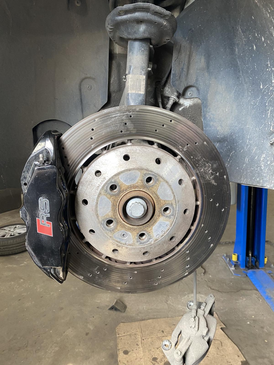 OEM+ Audi RS3/TTRS Brake Kit 5