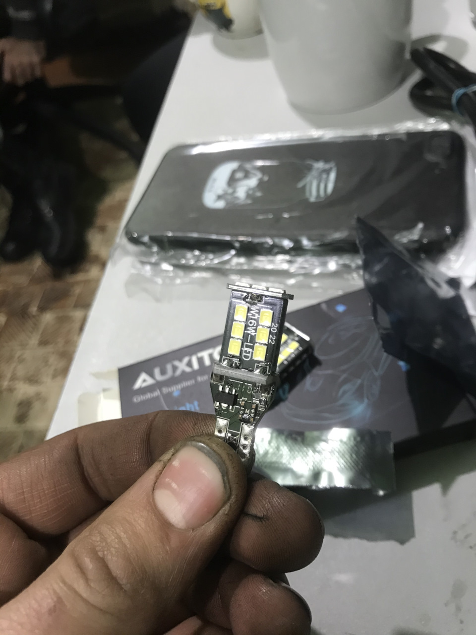 Заміна ламп заднього ходу на LED 2