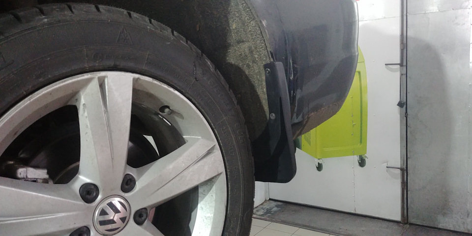 Бризковики VW Passat USA 3