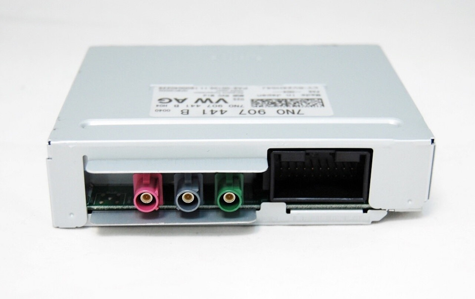 Встановлення Discover Media (7UP), USB - Hub (UI2) та камери з блоком траєкторій (KA2) 3