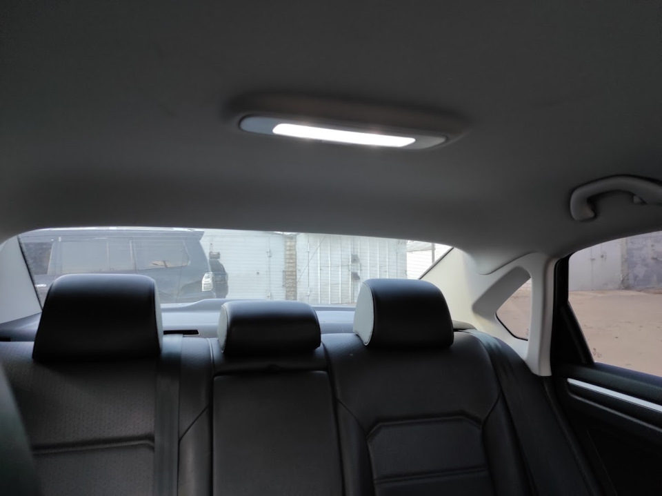 Як встановити LED в плафони освітлення салону 2