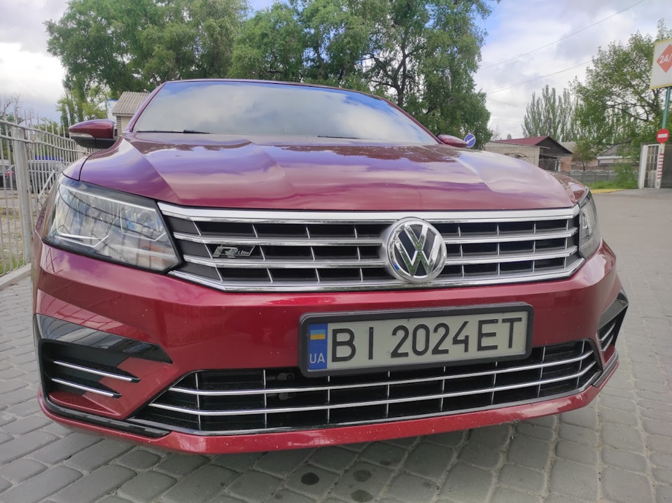 R-Line Диски та шильдики 5