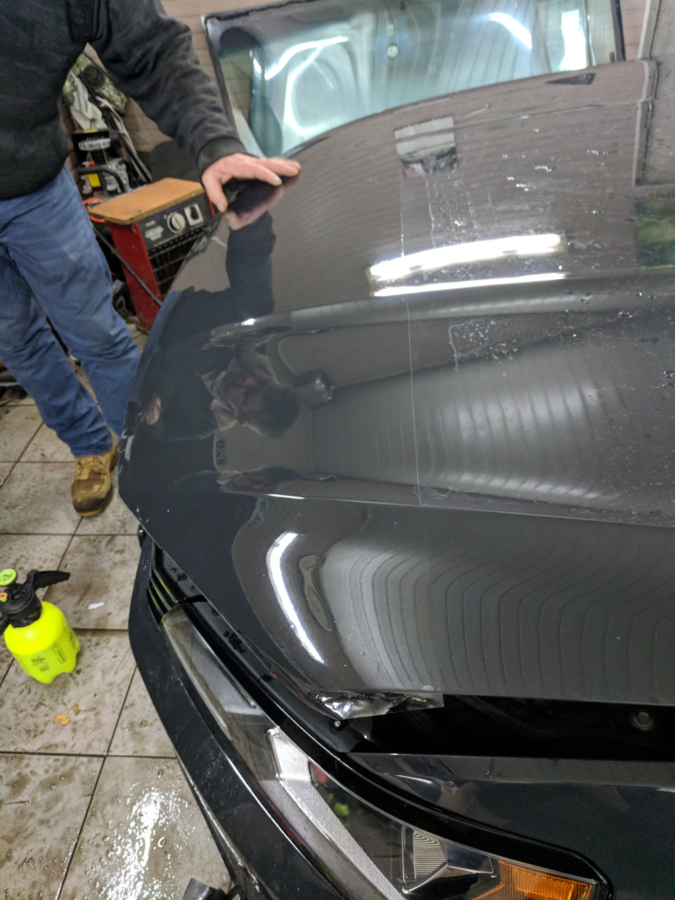 Захисна плівка на капот. 3