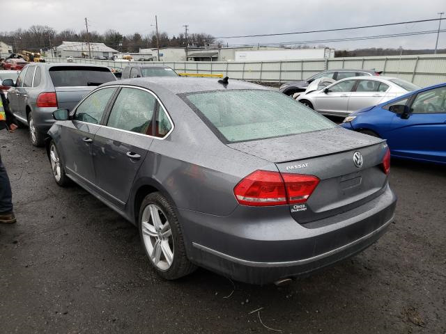 Жартівливий Passat 2.0 TDI SEL 2013 3
