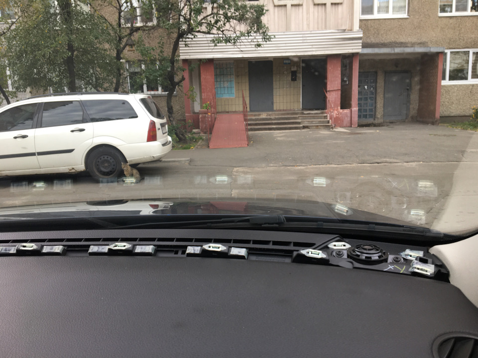 Усунення скрипу передньої панелі 1