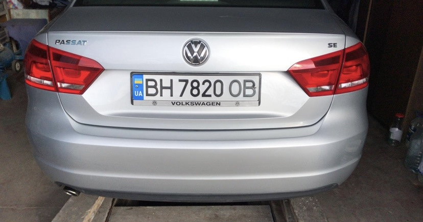 Кріплення номера VW Passat NMS USA 3
