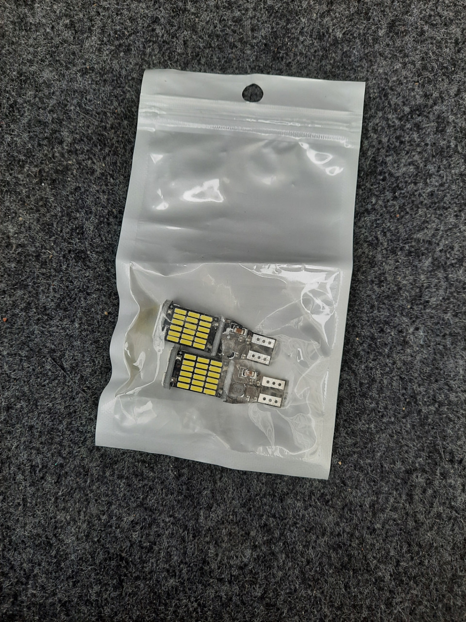 LED заднього ходу 2