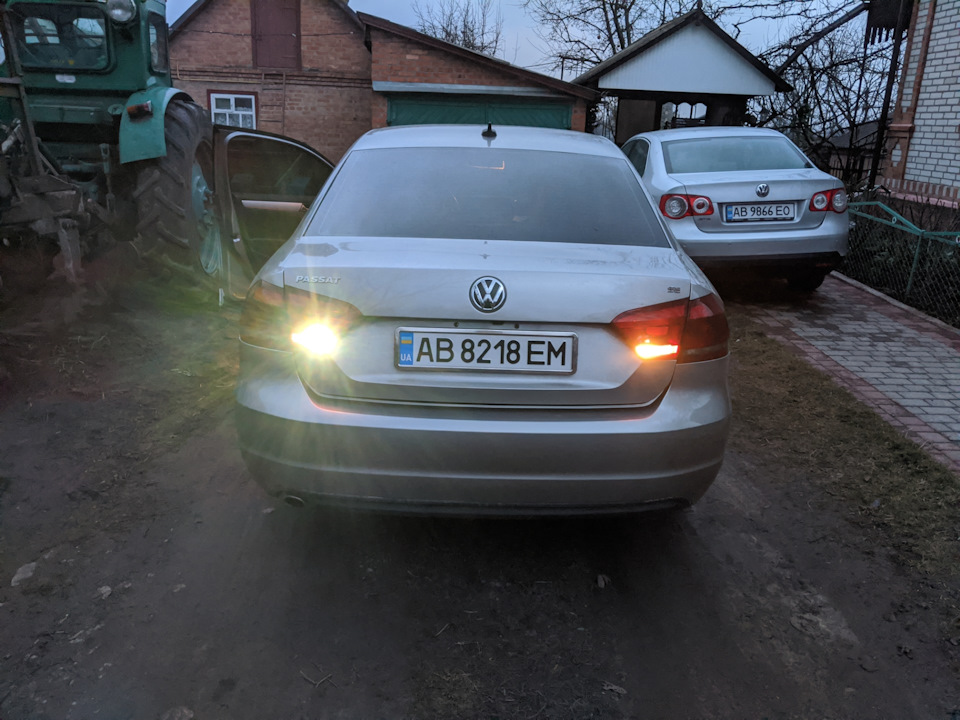 Заміна ламп заднього ходу 1