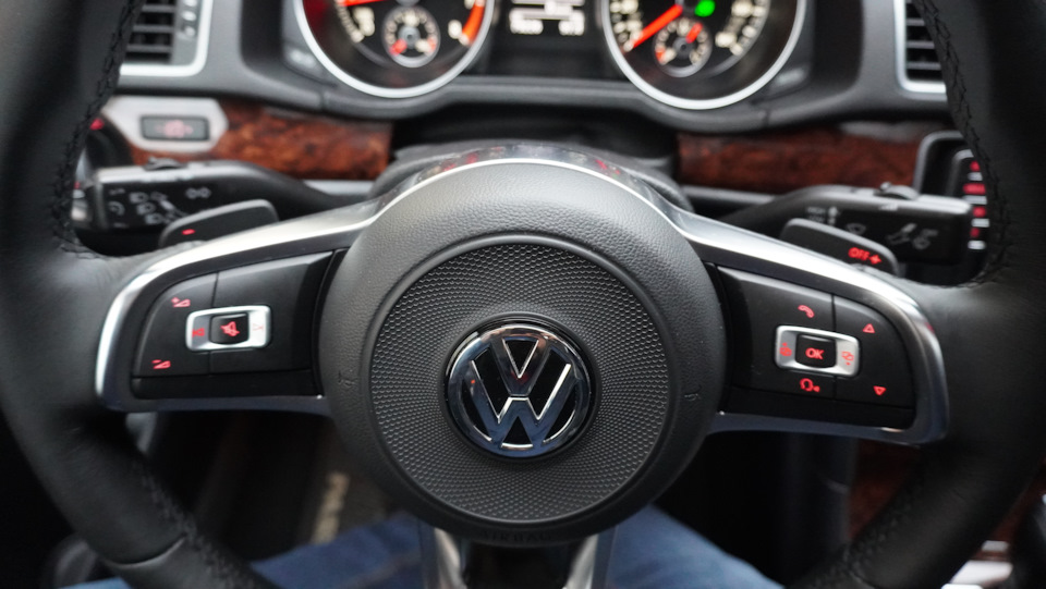 ✍ Заміна штатного керма на нове з VW Polo 5
