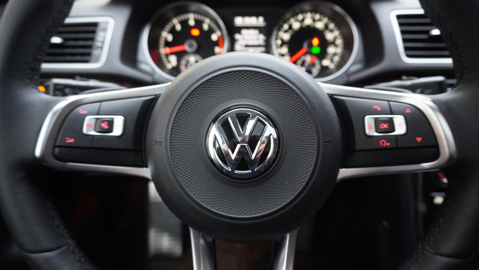 ✍ Заміна штатного керма на нове з VW Polo 3