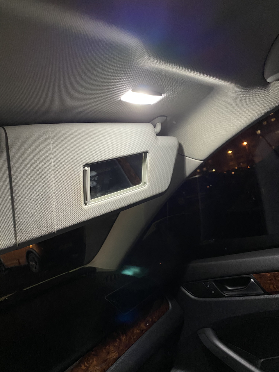 Заміна освітлення на LED салоні/номери VW Passat B7 USA 3.6l 1
