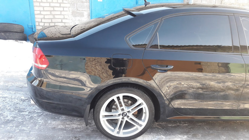 Спойлер на заднє скло для volkswagen passat b7 usa 4