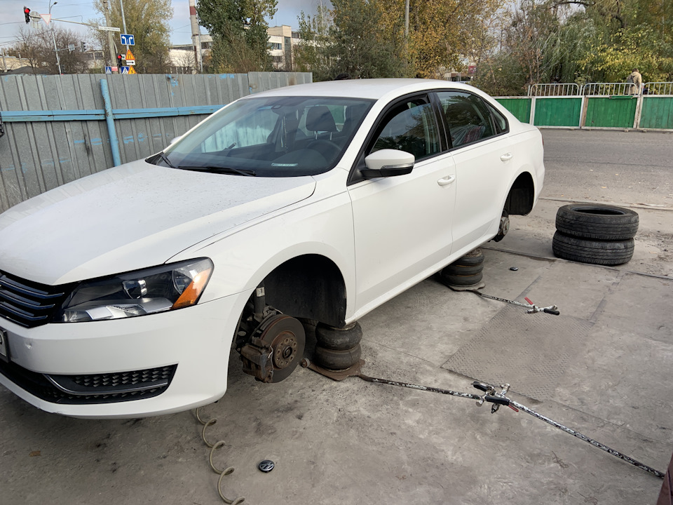 Taurus WINTER XL 215/60R16 99H 2