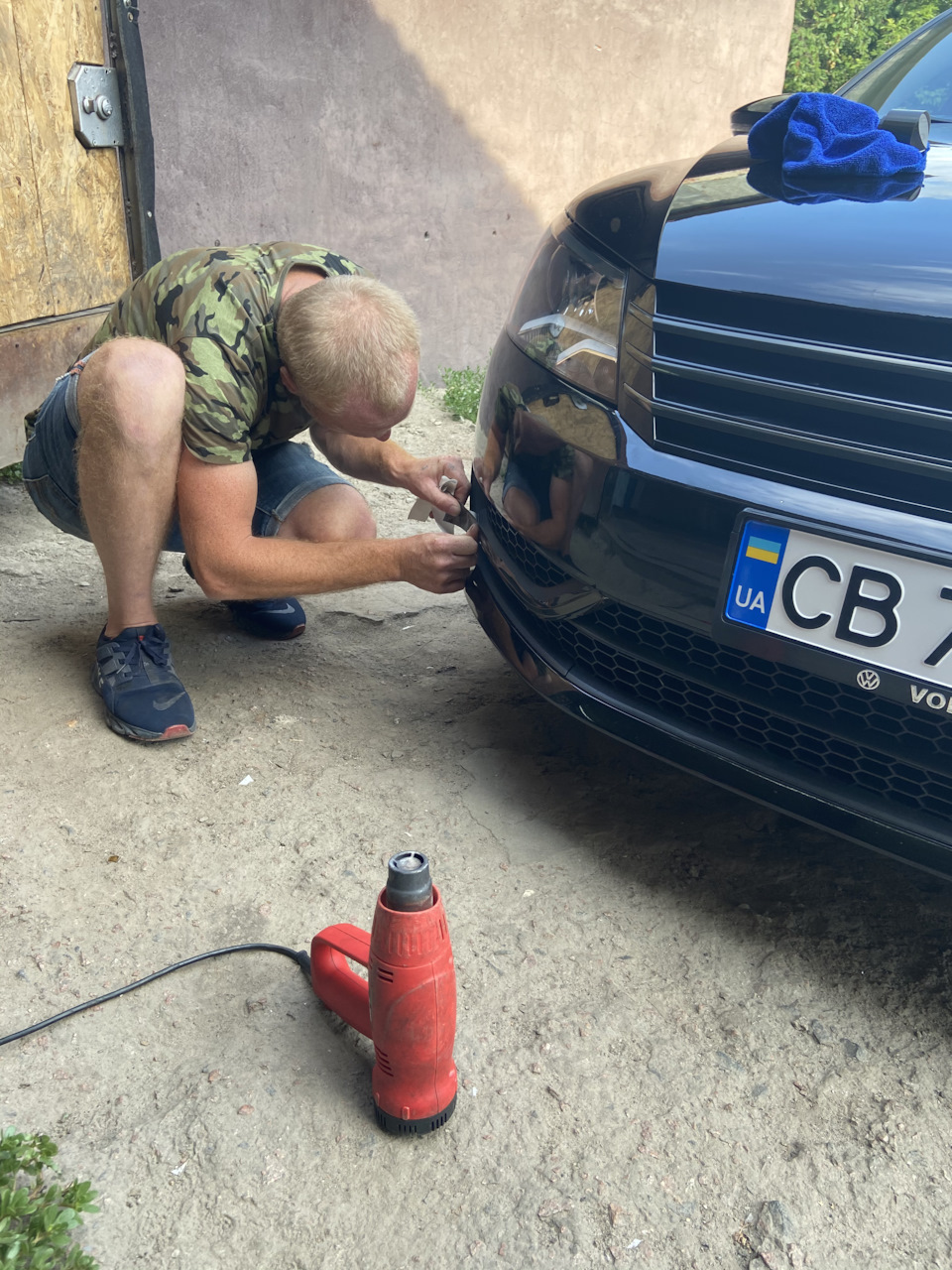 Притонував ґрати 2