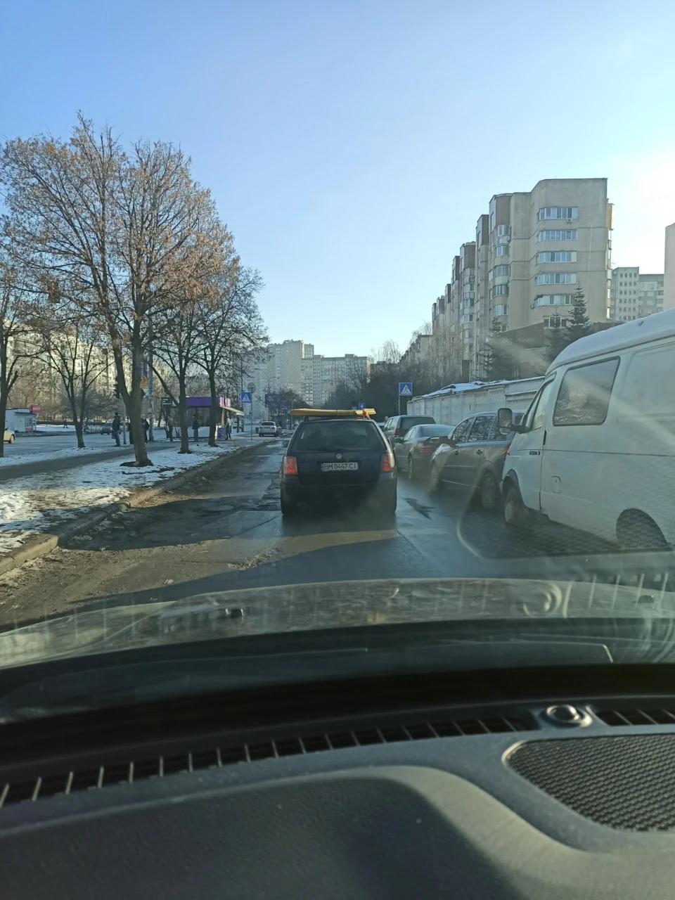 Завелася