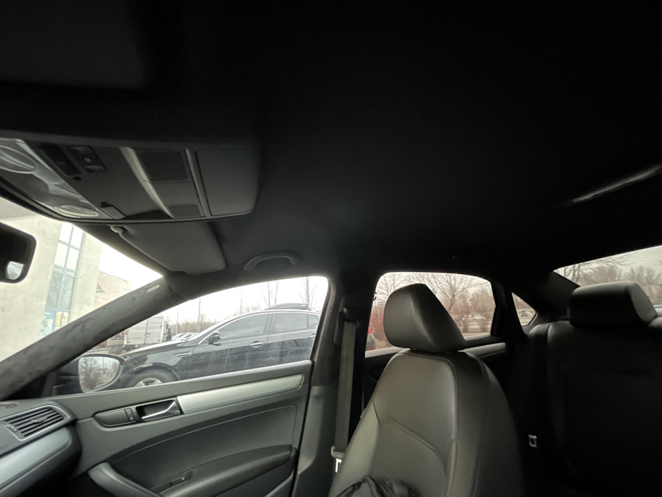 Салон у чорний Passat USA Фінал 2