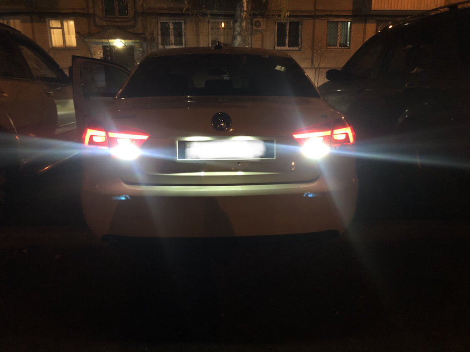 LED у задній хід 2
