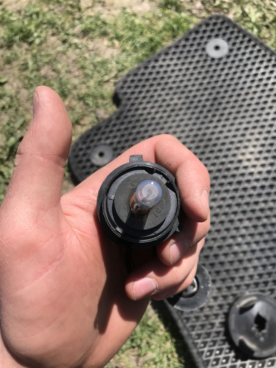 Поставив собі Led на дальнє світло. 1