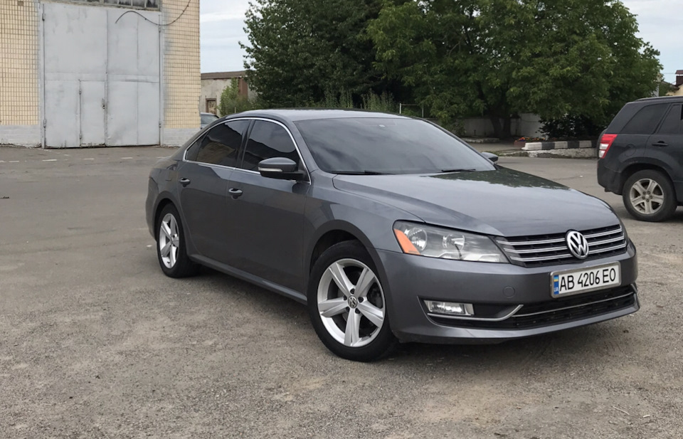 Продаю Volkswagen Passat b7 2,5 літра Газ/Бензин Автомат. 1