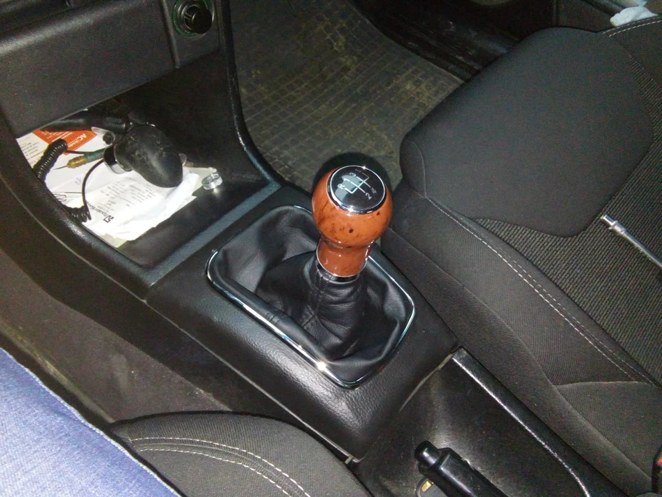 Ручка КПП з Golf 4 Bora