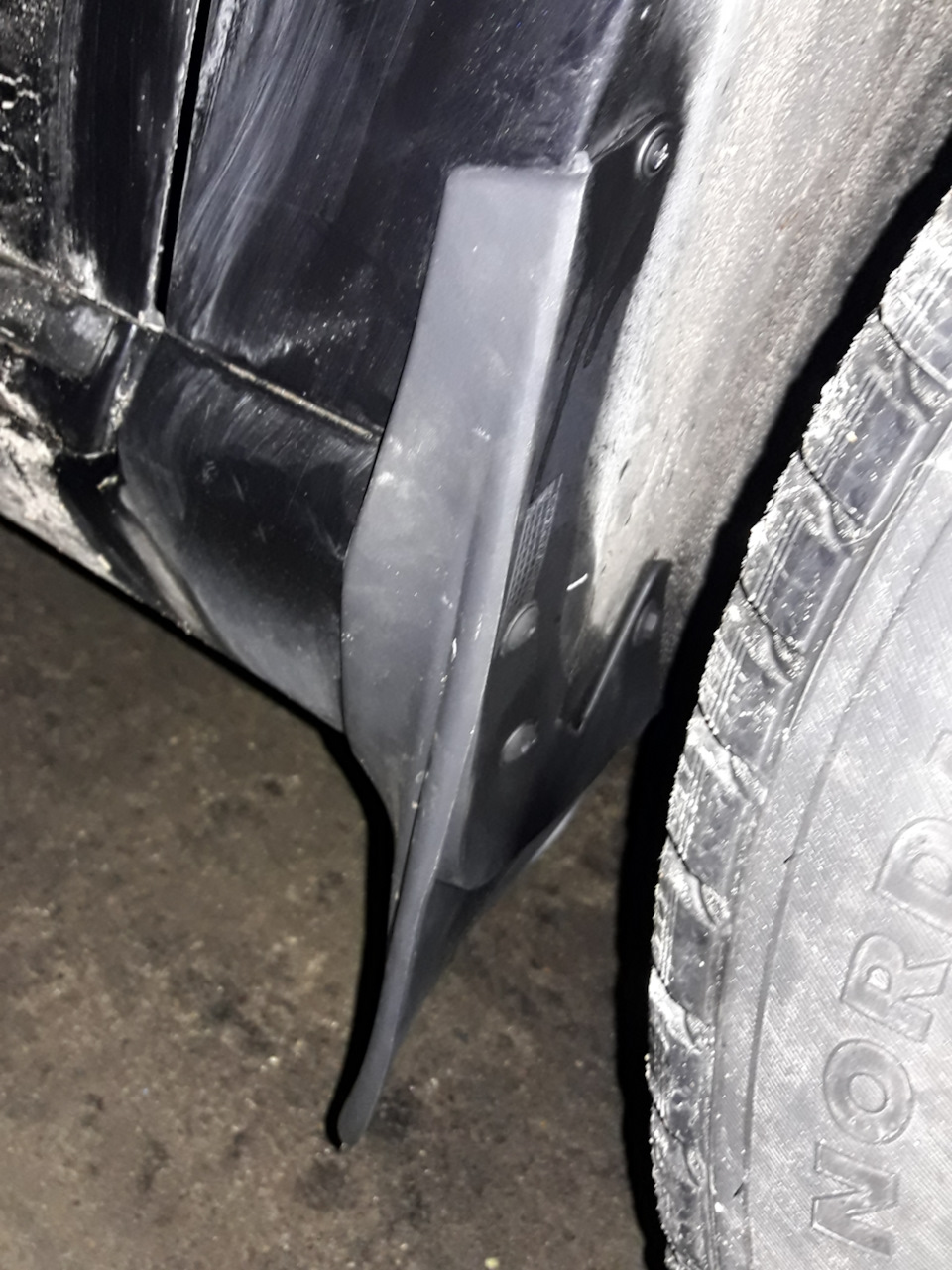 бризковики (дешеві) на Volkswagen Passat 1