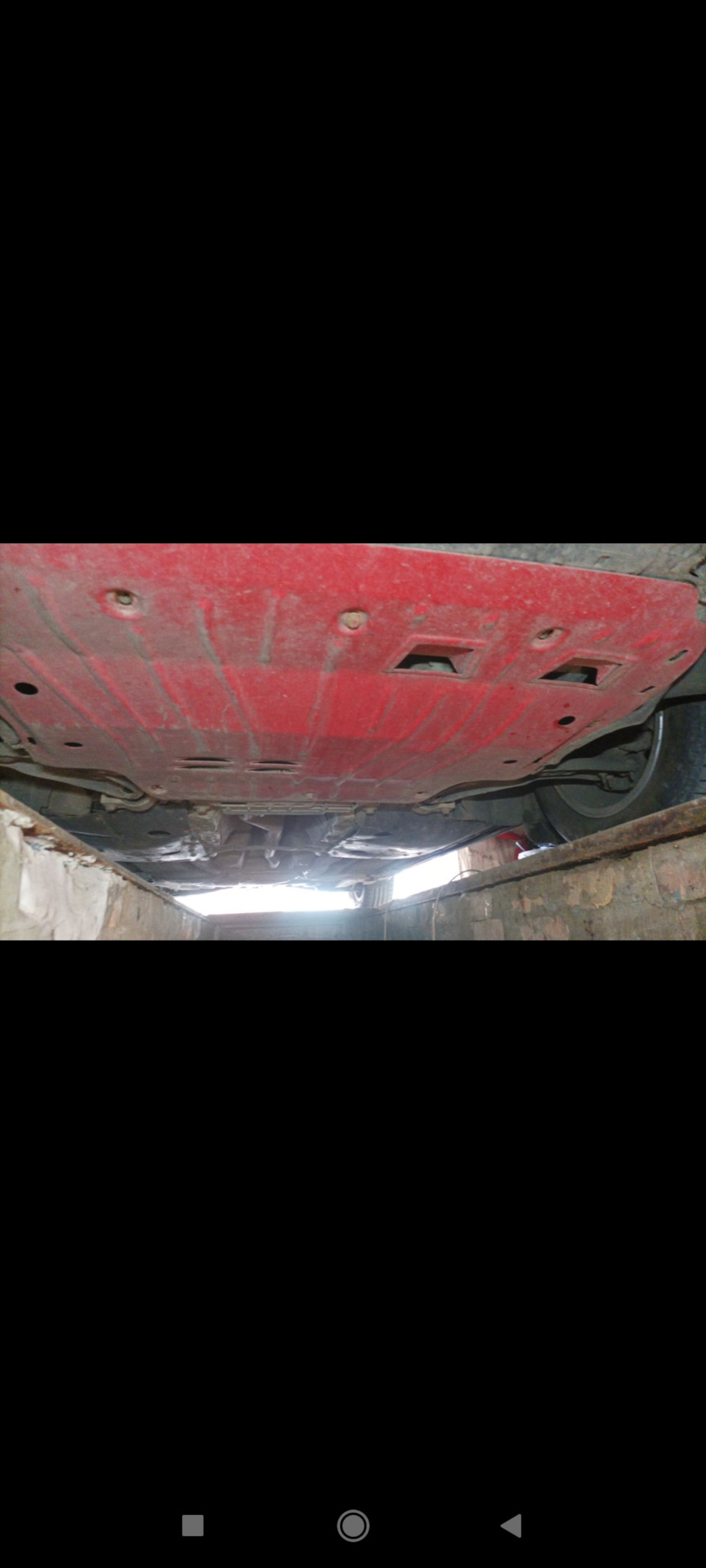 Volkswagen Passat 2.0 TDI заміна масла в двигуні з допуском VW 50400/50700. заміна масляного фільтра та фільтра повітряного 3