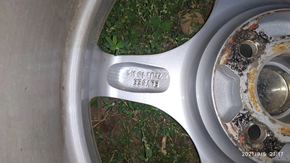 R16 ALIA 7.5J DIA 60 ET? 5