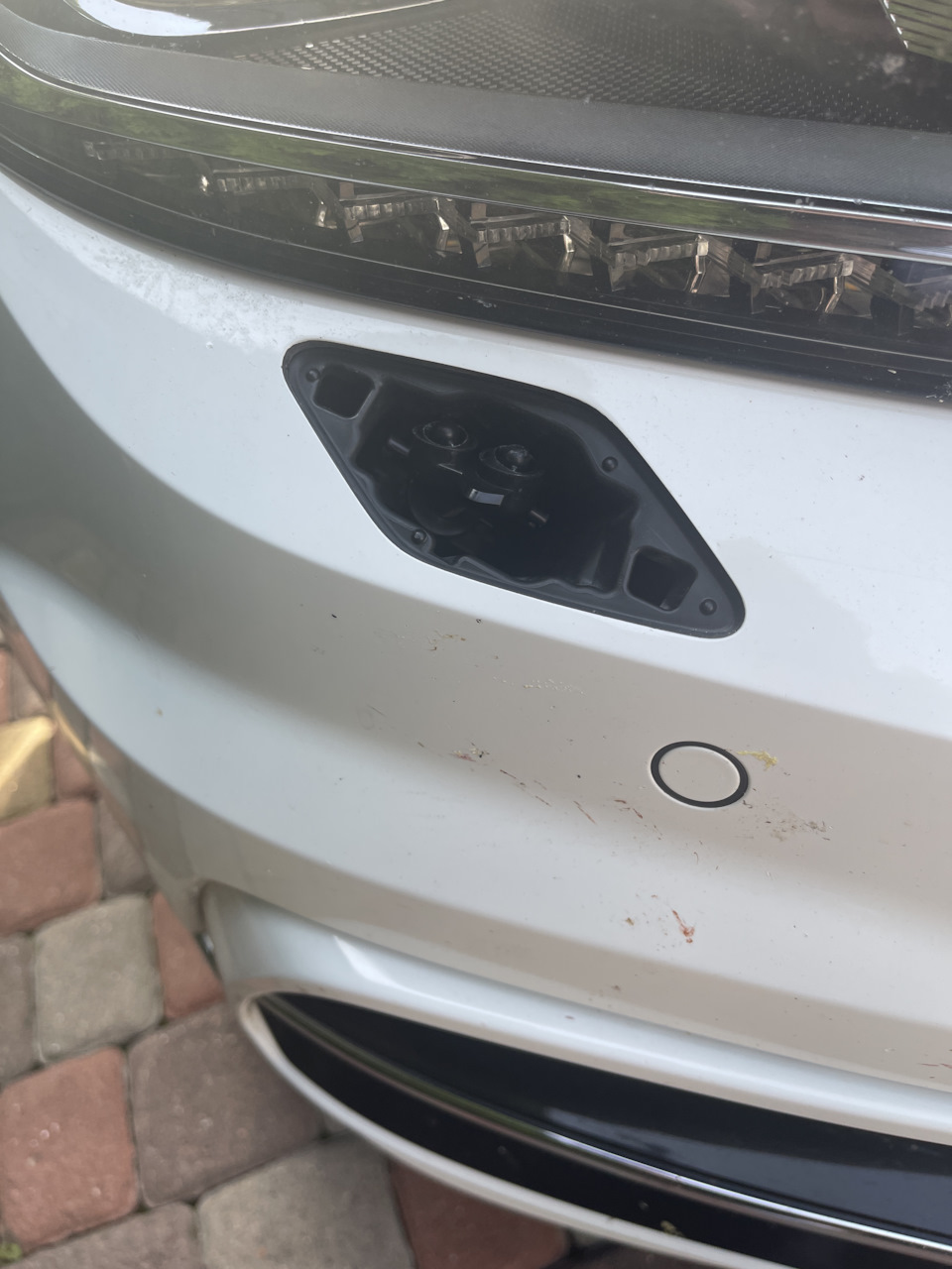 Заглушка омивача фар passat b8 1