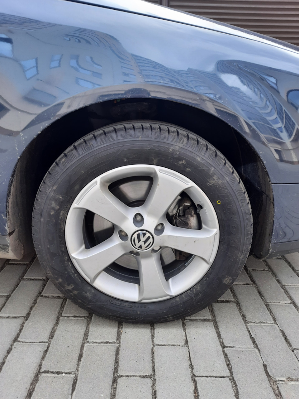 R16 ET42 5*112 + TOYO Proxes CF2 215/55R16 93W 3
