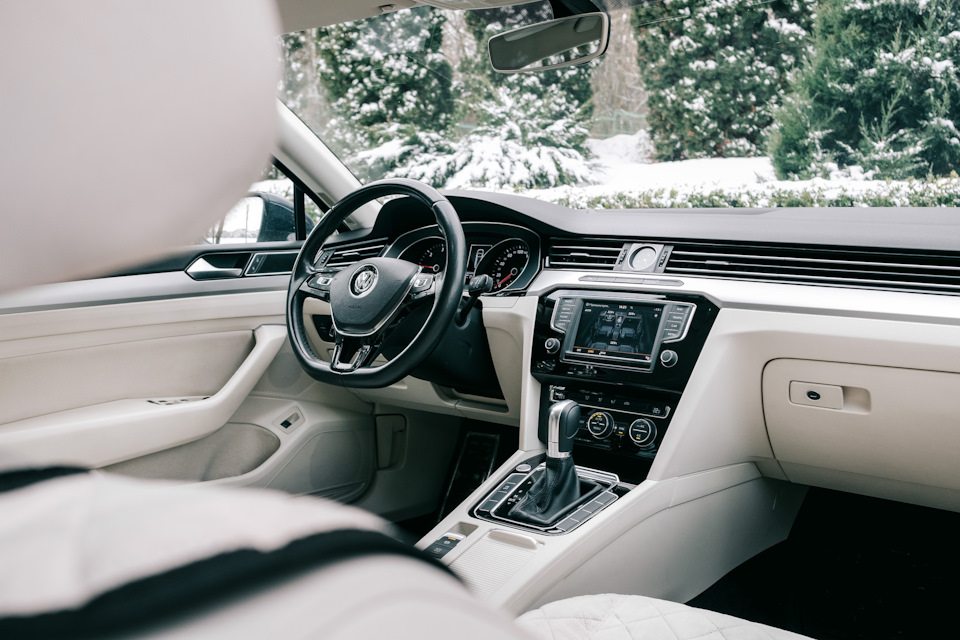 Заміна декору passat B8 1