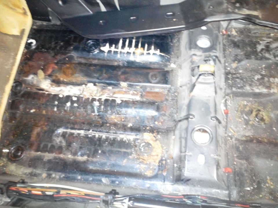 Завершує цим повної шумо-вібро-ізоляції авто 1